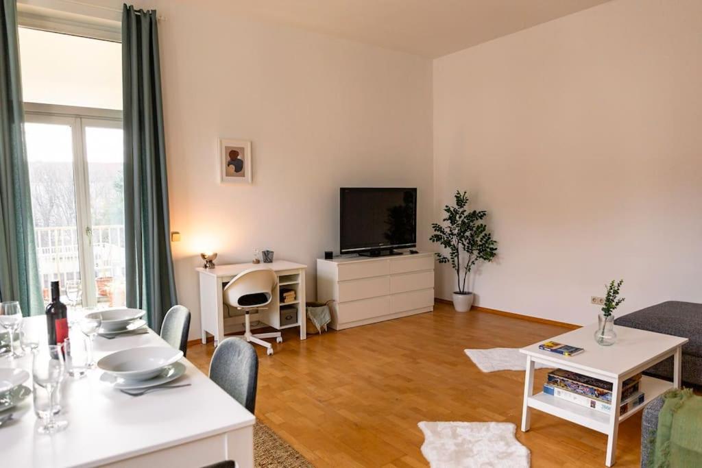 Savoir-Vivre In Unserer Zentralen Balkonwohnung Vídeň Exteriér fotografie