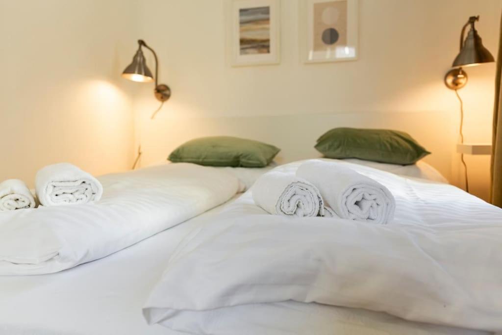 Savoir-Vivre In Unserer Zentralen Balkonwohnung Vídeň Exteriér fotografie